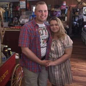 Meet your Posher, Crystal